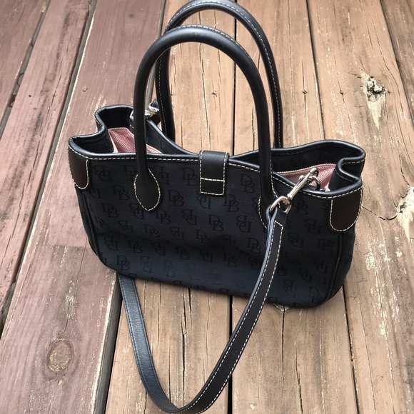 Dooney & Bourke Handbags - Dooney & Bourke Satchel